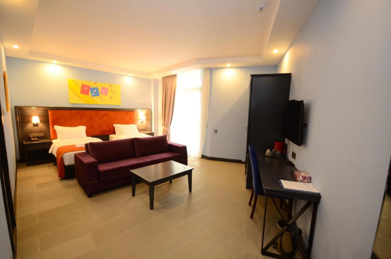 Отель BATUMI PALM HOTEL Батуми