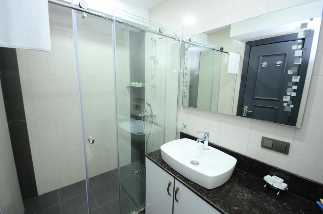 Отель BATUMI PALM HOTEL Батуми