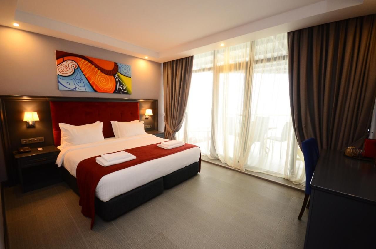 Отель BATUMI PALM HOTEL Батуми