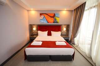 Отель BATUMI PALM HOTEL Батуми Полулюкс с видом на море-4