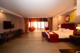 Отель BATUMI PALM HOTEL Батуми Представительский люкс-1